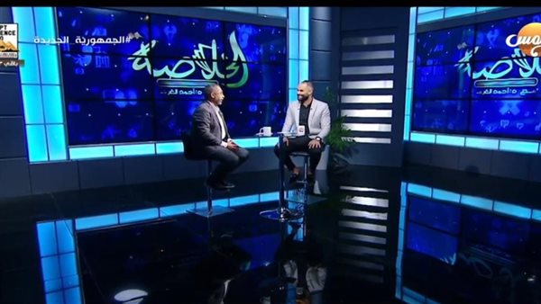 الإعلامي أحمد الغريب