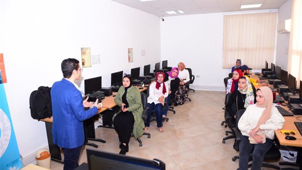 دورة تدريبية لمناهضة