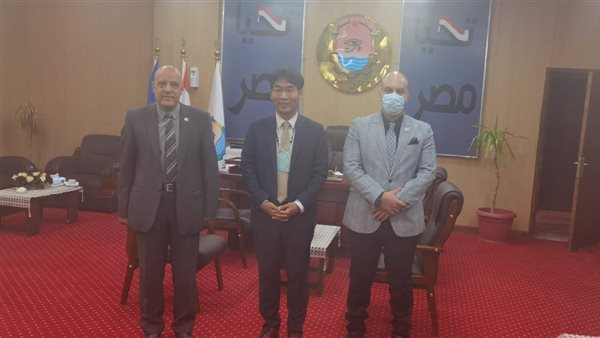 رئيس جامعة أسوان