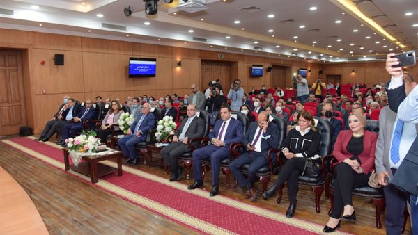  فاعليات مؤتمر البورصة