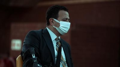 سفير مصر في جنوب إفريقيا يكشف مستجدات متحور كورونا الجديد أوميكرون 