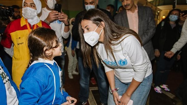 دنيا سمير غانم خلال