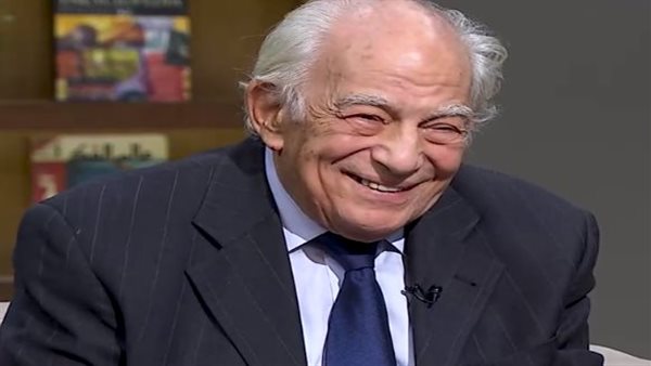  رشوان توفيق