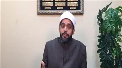 أمين الفتوى: كحول البرفانات طاهر ولا يؤدي إلى الفطر 