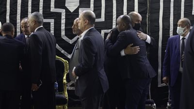 إسماعيل يوسف يظهر في عزاء المستشار جلال إبراهيم | صور 