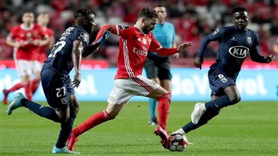 بمشاركة 3 حراس.. إلغاء مباراة بنفيكا وبيلينينسيش في الدوري البرتغالي لسبب صادم | فيديو