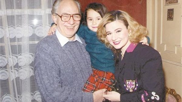 الفنان رشوان توفيق