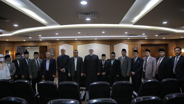 وكيل الأزهر مع أعضاء