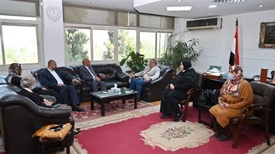 خبراء: التحول الرقمي لم يعد رفاهية بل أصبح ضرورة ملحة 