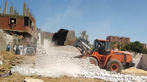 ازالة تعديات بمدينة