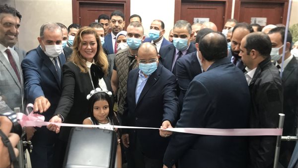 وزير التنمية المحلية