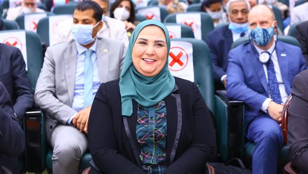 نيفين القباج وزيرة