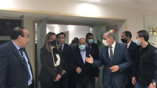 وزير التنمية المحلية