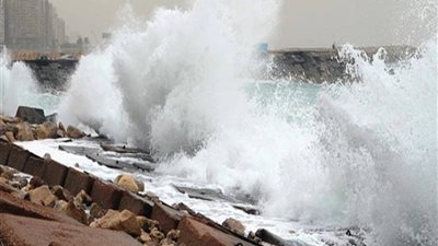 نشاط للرياح وارتفاع للأمواج.. 4 تحذيرات لمواطني الإسكندرية من طقس غد