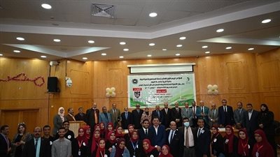 أبرزها رقمنة التعليم والدعم النفسي.. ننشر توصيات المؤتمر البيئي الأول للتنمية المستدامة بتربية الفيوم