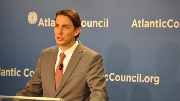 عاموس هوشستين