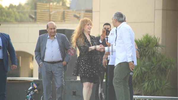 ندوة نيللي بمهرجان