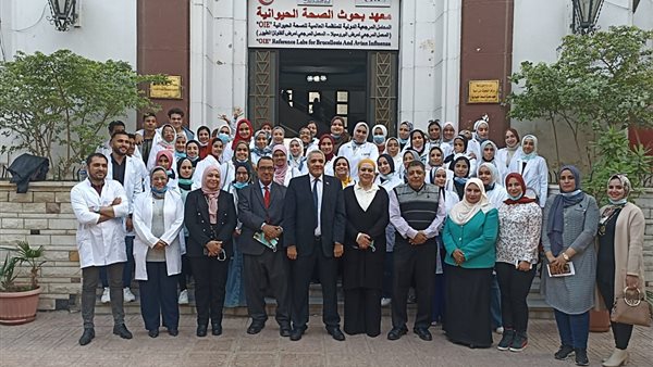 طلاب الجامعة 