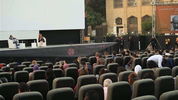 ندوة نيللي بمهرجان