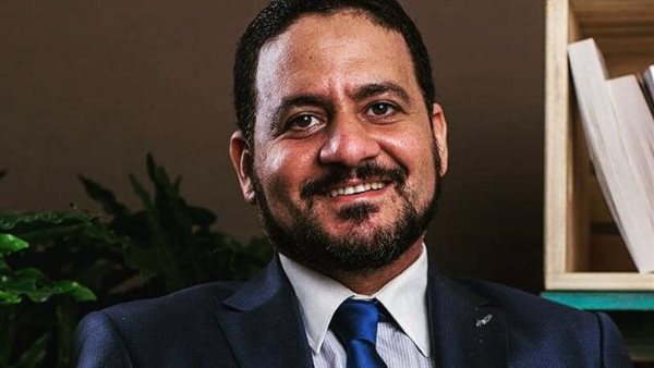 الدكتور إبراهيم مجدي