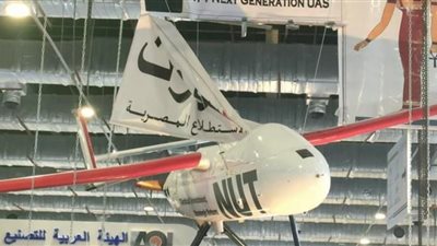 أحمد موسى: الطائرة نووت صناعة مصرية كاملة ولا يلتقطها الرادار