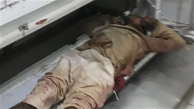 سيارة مجهولة تلقي جثة شاب أمام مستشفى كوم أمبو بأسوان