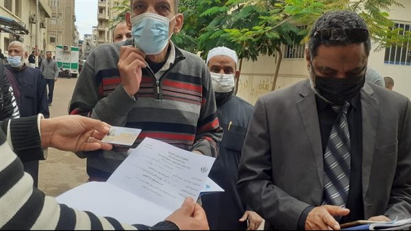 تطبيق قرار منع دخول