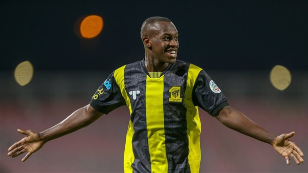 سعود عبد الحميد لاعب