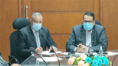 وكيل تعليم الغربية يجري مقابلات لاختيار رؤساء لجان امتحانات الدبلومات الفنية