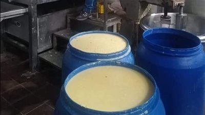 ضبط مصنع جبنة دون ترخيص لاستخدامه مواد خام محظورة بالبحيرة
