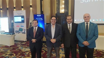 رئيس جامعة الفيوم السابق يشارك في مؤتمر تمكين المستقبل الرقمي بشرم الشيخ