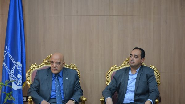 رئيس جامعة أسوان