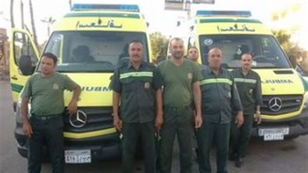 عمال الإسعاف - صورة