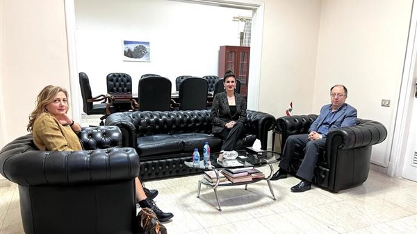  الدكتورة هالة غصن