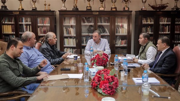 اجتماع الخطيب مع