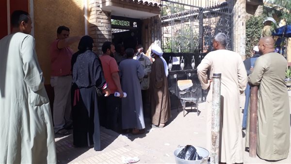 منع دخول المواطنين