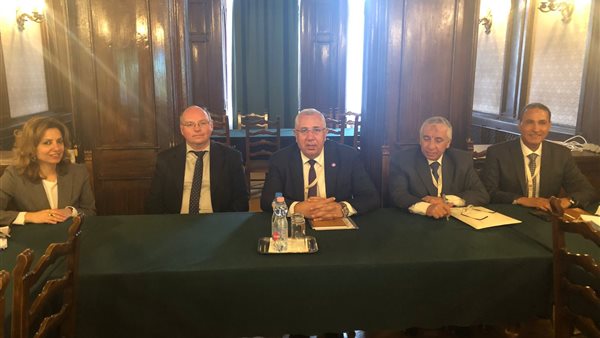 وزير الزراعة واستصلاح