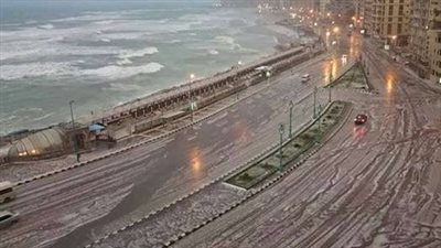 بث مباشر| بسبب سوء الأحوال الجوية.. استمرار غلق بوغاز الإسكندرية والدخيلة لليوم الثاني وانهيار بسور الكورنيش