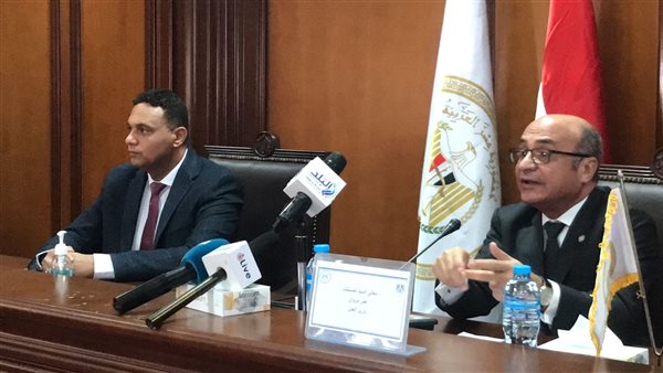 وزير العدل ومحافظ