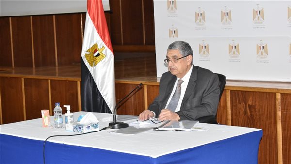 محمد شاكر وزير الكهرباء