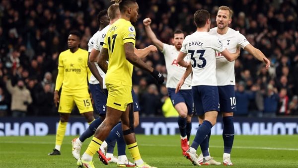 احتفال لاعبي توتنهام