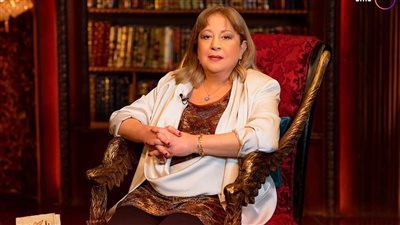 مصدر بأسرة سمية الألفي: تحارب السرطان بدون كيماوي بسبب مشاكل في الكُلى | خاص