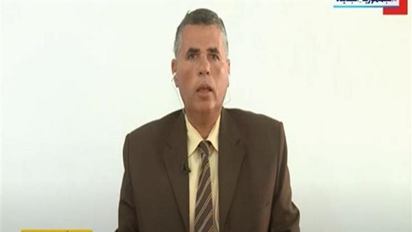 الدكتور أشرف شاكر