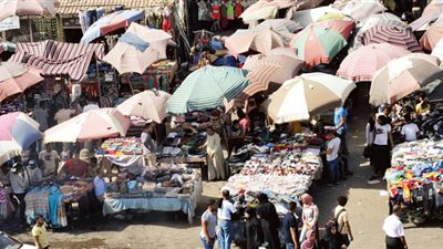 عضو شعبة المواد الغذائية: التدخل الحكومي ضرورة ملحة لحل أزمة الباعة الجائلين 