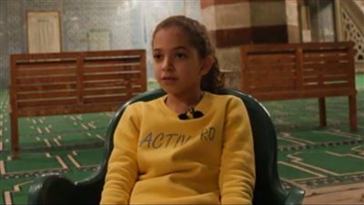 الطفلة لارا أصغر مصورة محترفة: حبيت التصوير واتعلمته من والدي | فيديو