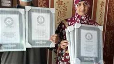  وفاة العملاقة الطيبة هدى شحاتة صاحبة أطول يد وقدم بالشرقية بعد صراع مع المرض