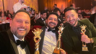 عماد زيادة يفوز بجائزة أفضل ممثل دور ثاني بـ الميديل ايست