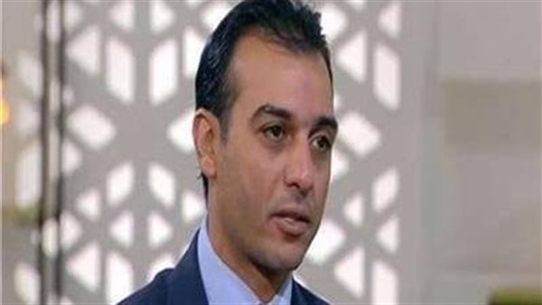 الدكتور إسلام عنان