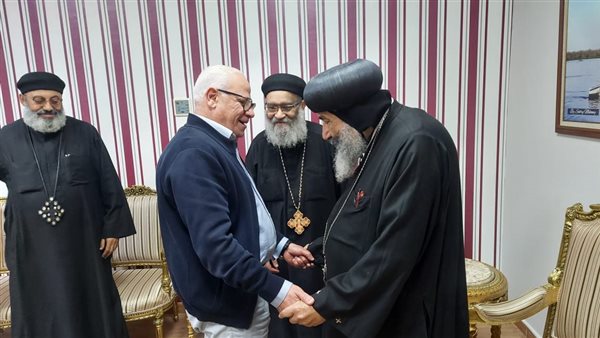 محافظ بورسعيد يستقبل