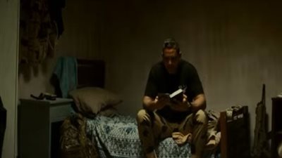 ظهور خاص لـ أحمد منسي في احتفالية قادرون باختلاف بعرض لقطات من ملحمة البرث بمسلسل الاختيار | صور